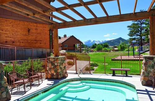 Estes Park Resort | Gateway to Rocky Mountain National Park!