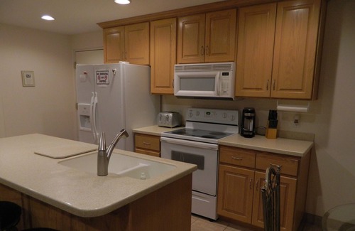 Hurricane Apartment | Gateway to Zion - Sleeps 8!