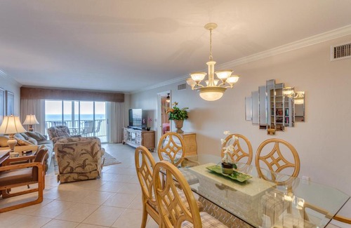Fort Myers Beach Apartment | Gateway Villa 796, 2 Bedrooms, Sleeps 6, 7th Floor, Gulf Front, Heated Pool