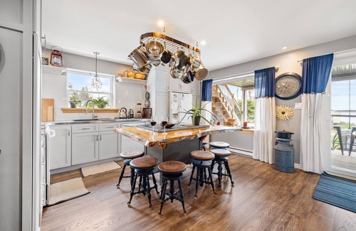 Tyne Valley Cottage | Gather with Family & Friends under One Roof in Prince Edward Island, Sale 06/26