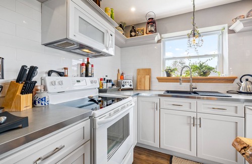 Tyne Valley Cottage | Gather with Family & Friends under One Roof in Prince Edward Island, Sale 06/26