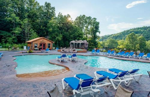 White Oak Lodge House | Gatlinburg Mountain Cabin 4 Mi to National Park!