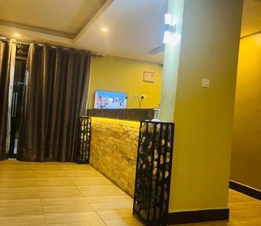 Kasese Hotel | Gator's Hotel Kasese