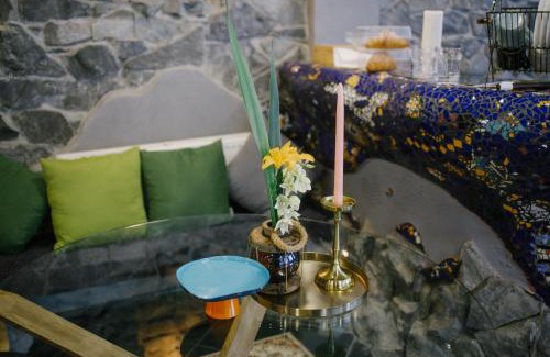 Halyts'kyi district Apartment | Gaudi apartment in Lviv