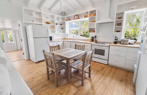 Gregory Town House | Gaulding Cay Beach Dream Paradise