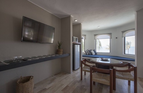 Zona Dorada Hotel | Gaviana Resort
