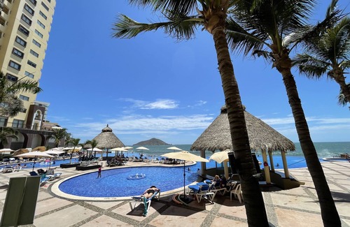 Marina Mazatlan Apartment | Gavias Grand Ocean Front