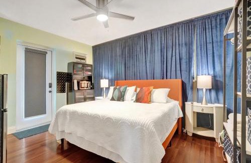 Coral Heights House | Gay Clothing Opt Studio in heated pool guesthouse
