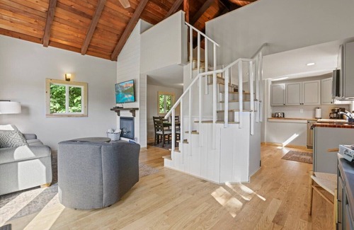 Rockbridge Cottage | Gayles - Lakeview Cottage