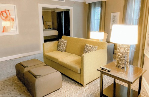 Donelson Resort | Gaylord Opryland Resort & Convention Center