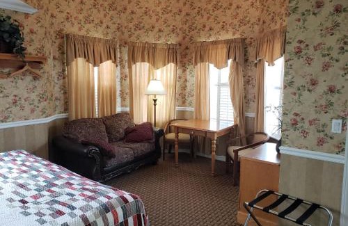 Branson Theater District Hotel | Gazebo Inn