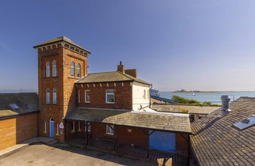 Barrow-in-Furness Cottage | Cabin ∙ 7 bedrooms ∙ 16 guests
