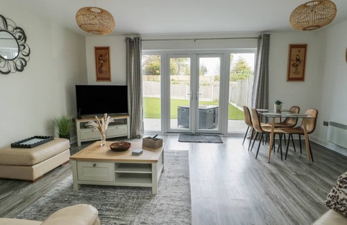 Brynteg Cottage | Cabin ∙ 2 bedrooms ∙ 4 guests