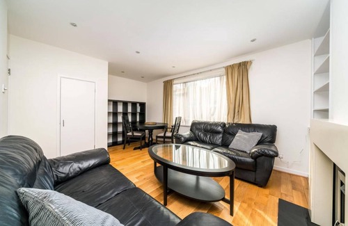 Northcote Apartment | 70 m² Apartment ∙ 2 bedrooms ∙ 4 guests