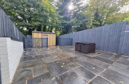 Park House | Beautiful 4 bedroom house near town centre. BPW