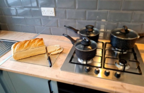 Park House | SleepyStays 3 Bedroom Modern & Central Location
