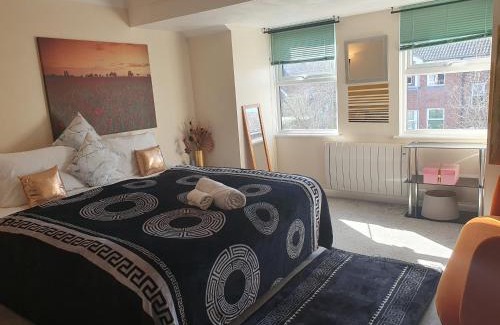 Guildford Apartment | GBliss Spacious Apartment