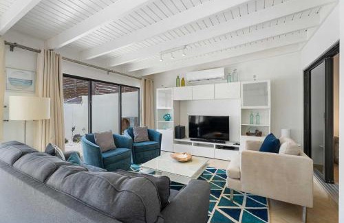 Gold Coast House | GC125B - Malmok Beach - 2BR condo perfect for families