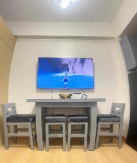 Novaliches Apartment | GedLi Staycation Tower 5 unit 610 Trees Residences Novaliches