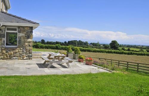 Rhyd-y-clafdy House | Gelli Gron Open Pastures