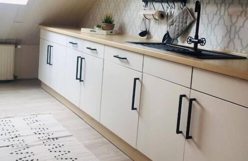 Staffelstein Apartment | Gemütliche Dachgeschosswohnung für bis zu 4 Personen mit Voll Ausgestatteter Küche