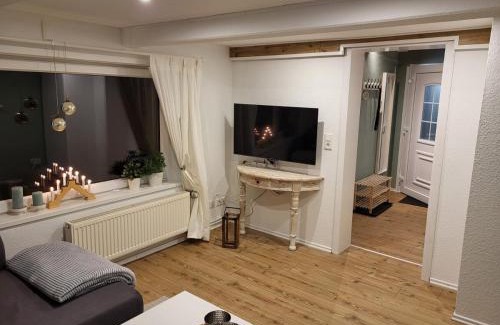 Ahrenshoft Apartment | Gemütliche Ferienwohnung unter Reet