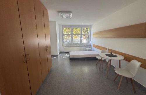Oberdorla House | Gemütliche Monteurswohnungen voll möbliert & Zentral