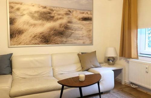 Kiel Apartment | Gemütliche sanierte 1 Zimmer Wohnung mit privatem Parkplatz im Zentrum