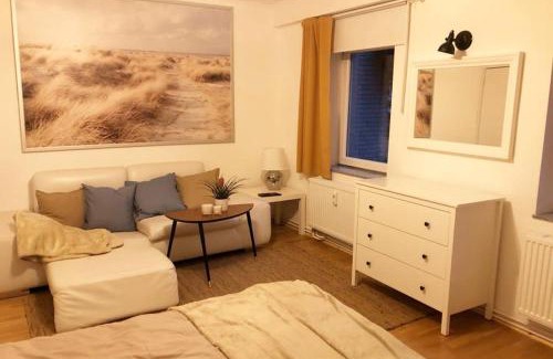 Kiel Apartment | Gemütliche sanierte 1 Zimmer Wohnung mit privatem Parkplatz im Zentrum