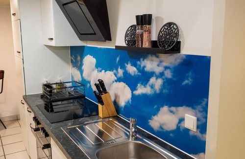 Untermeiderich Apartment | Gemütliche SAUNA Wohnung in Duisburg + NETFLIX