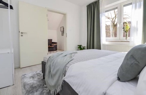 Guetersloh Apartment | Gemütliche & Stylische Wohnung Küche Wifi TV