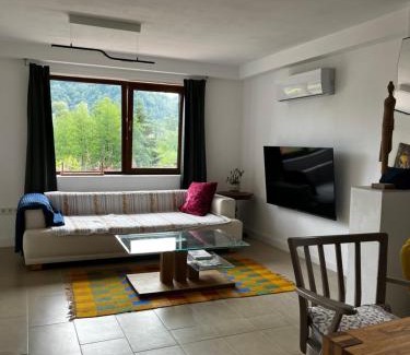 Freinberg Apartment | Gemütliches Apartment am Donau-Radweg -5 km von Passau