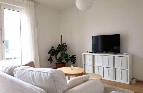 Racknitz/Zschertnitz Apartment | Gemütliches Privatzimmer in geräumiger Gemeinschaftswohnung