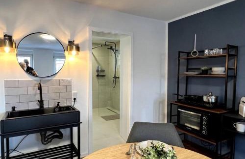 Arnsberg Apartment | Gemütliches Zimmer mit Bad und eigenem Eingang in Altstadtvilla