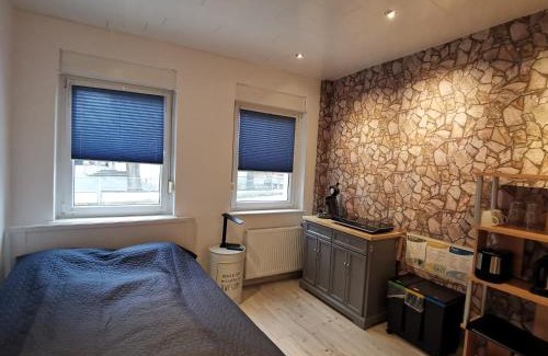 Swisttal House | Gemütliches Zimmer mit eigenem Bad und Küche