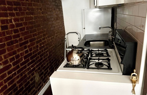 Uptown House | Gem Luxury Suites