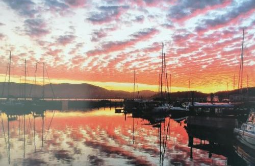 Knysna Central Apartment | Gem Quays Waterfront one Bedroom