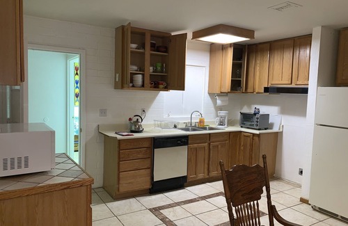 Tanque Verde House | Gem Show, Tucson, Az Available Beautiful 2 bedroom guest house, sleeps 7