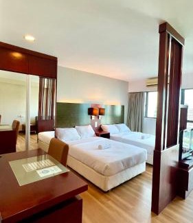 Kota Kinabalu House | Gemilang Studio Homesuites Near Ming Garden Hotel KK