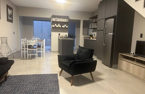 Joinville House | GEMINADO CASA 3 ALTO PADRÃO 3 QUARTOS
