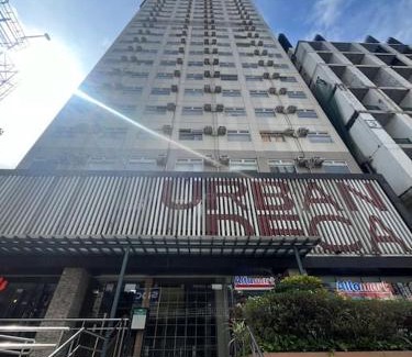 Highway Hills Apartment | Gen Yen Staycation