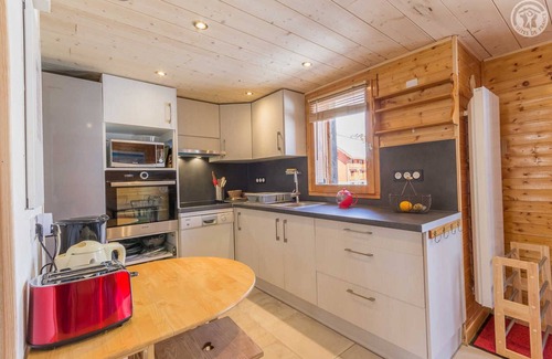 Saint-Francois-Longchamp House | Genepix - St-francois-longchamp
