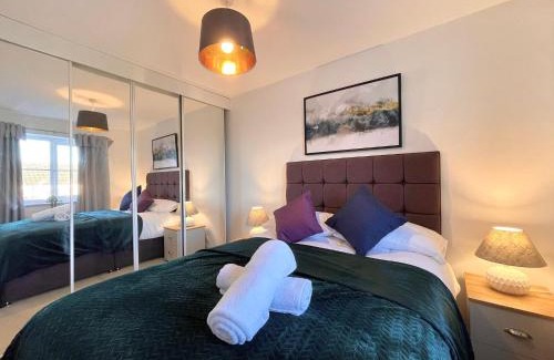 Oakengates Apartment | Genesis 3 bedroom Home Telford- sleeps up to 5