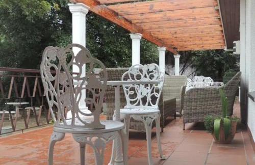 Vredefort House | Gentle Breeze Retreat