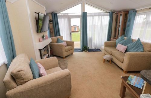 Hasguard Cross House | Gentle Tide
