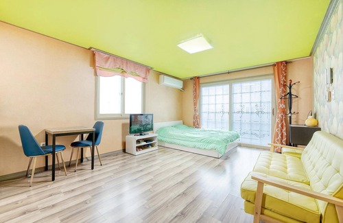 Irun-myeon House | Geoje Evergreen&pinetree Pension