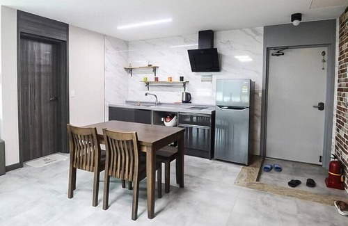 Irun-myeon House | Geoje Wahyunbeach Pension