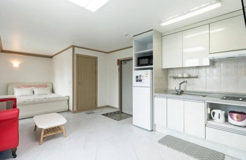 Geoje House | Geojedo Hansol Pension
