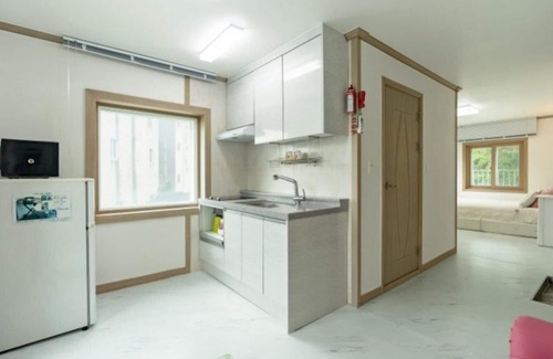Geoje House | Geojedo Hansol Pension