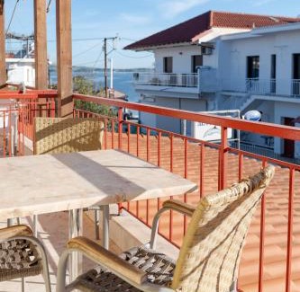 Aristotelis Hotel | GEORGE AND MARIOS STUDIOS Inn